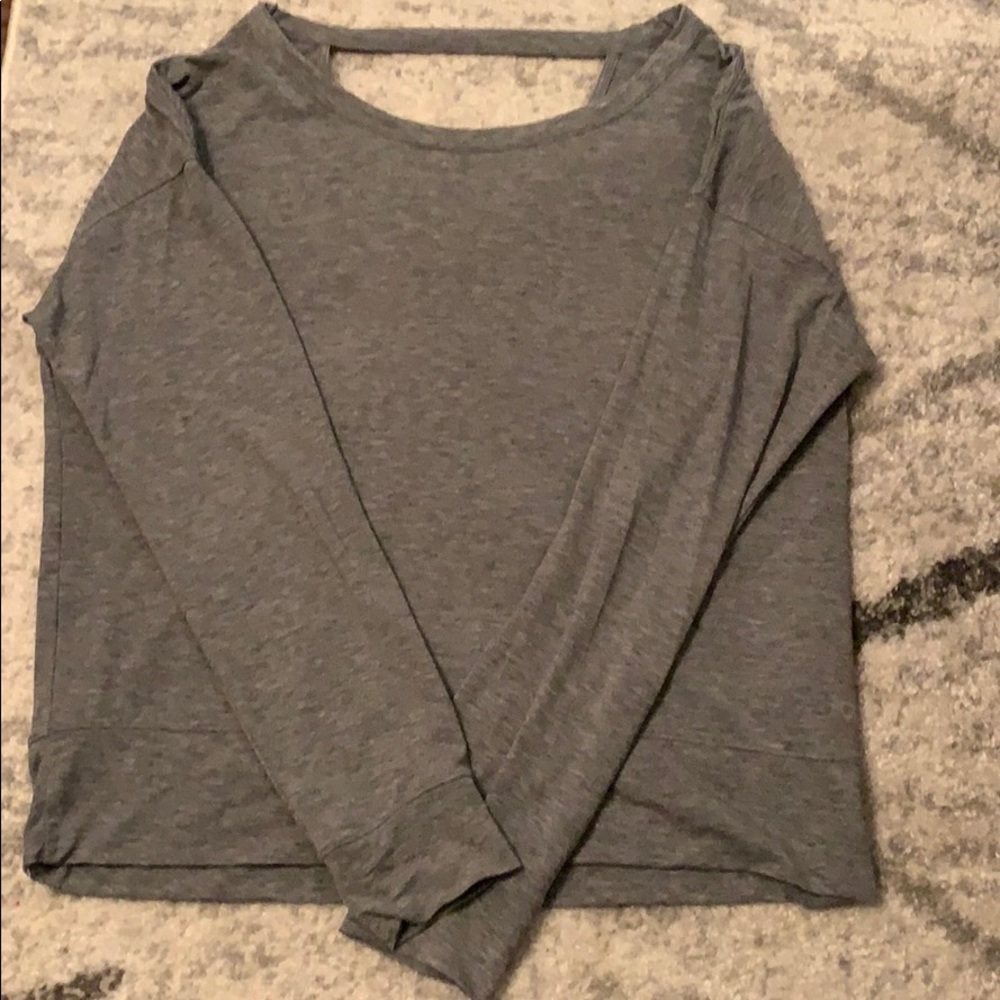 Gap long sleeve workout top
